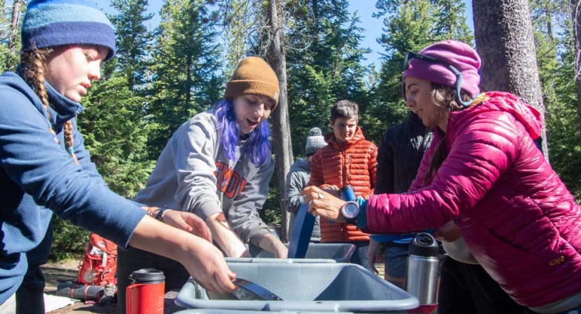 teens backpacking in the pacific northwest